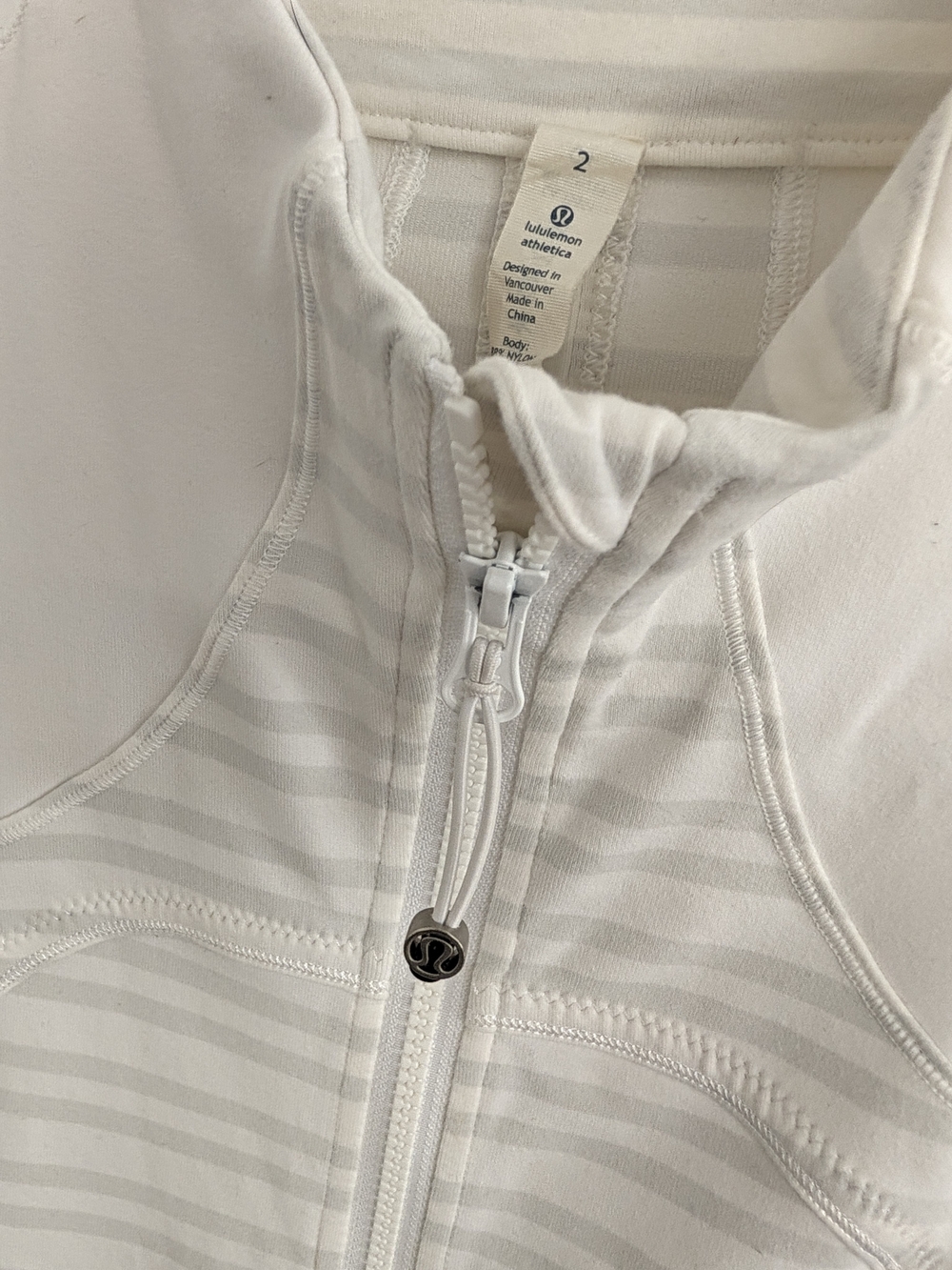 Lululemon Forme Jacket - Picture 9 of 12
